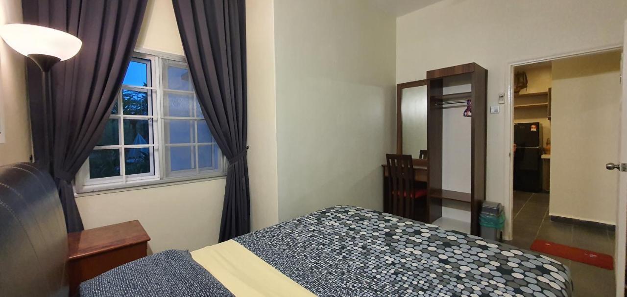 Gerard'S "Backpackers" Roomstay No Children Adults Only Cameron Highlands Exterior photo