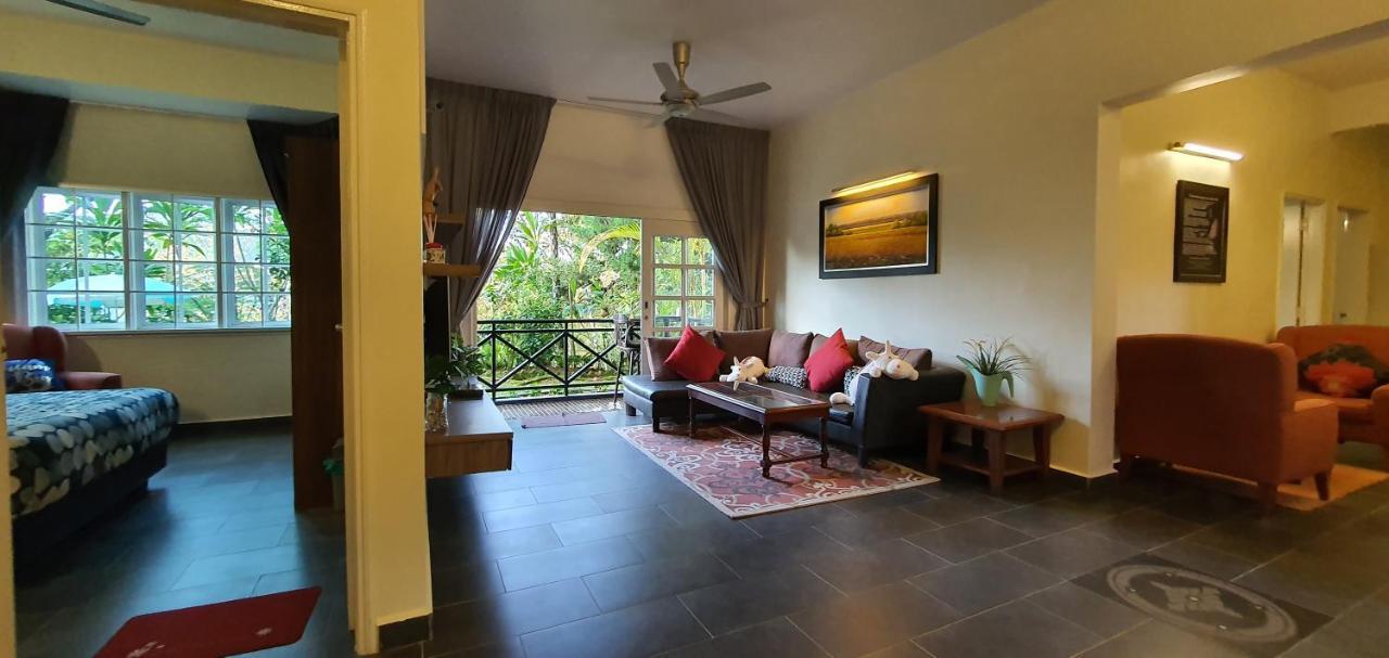 Gerard'S "Backpackers" Roomstay No Children Adults Only Cameron Highlands Exterior photo
