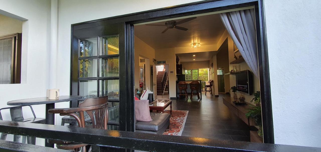 Gerard'S "Backpackers" Roomstay No Children Adults Only Cameron Highlands Exterior photo