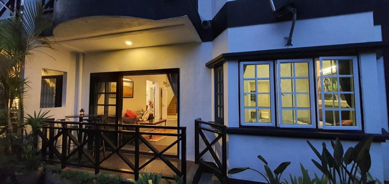 Gerard'S "Backpackers" Roomstay No Children Adults Only Cameron Highlands Exterior photo