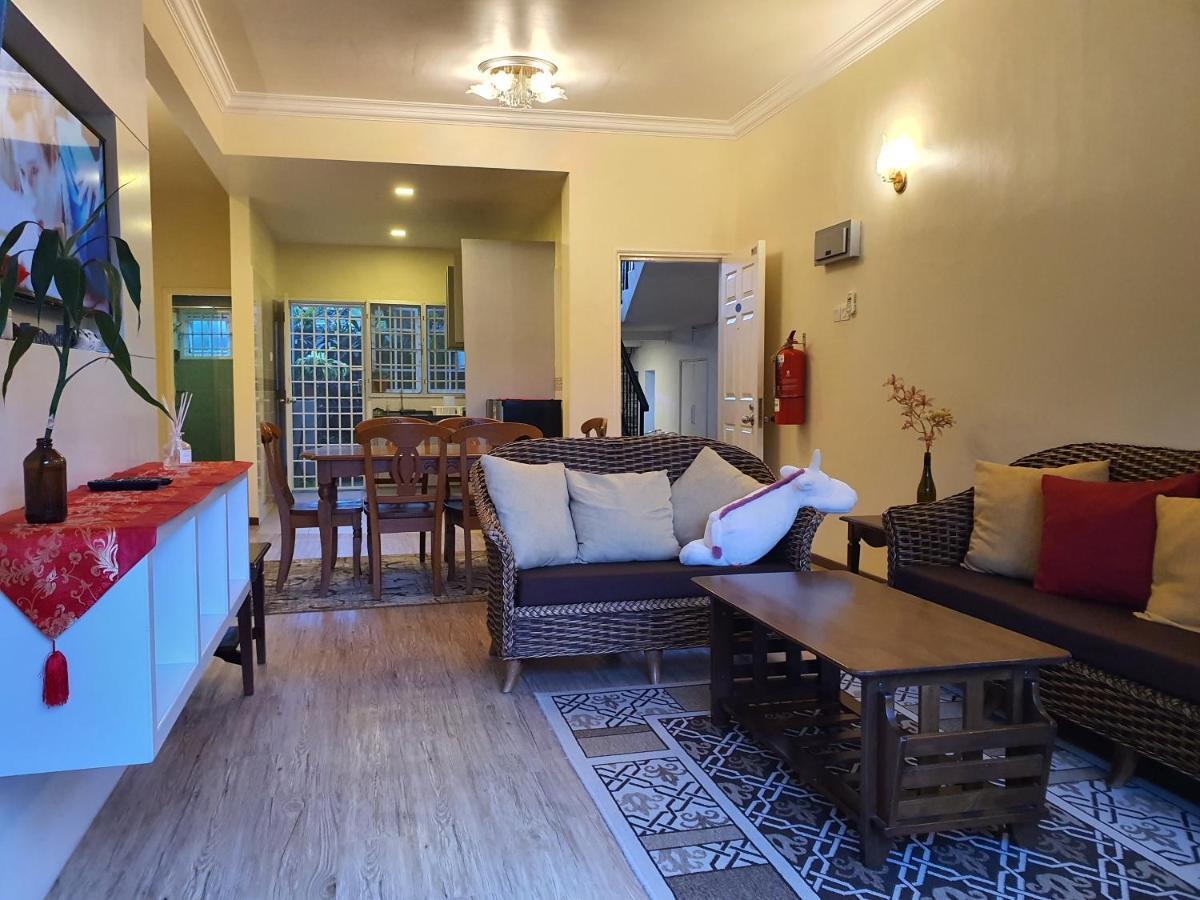 Gerard'S "Backpackers" Roomstay No Children Adults Only Cameron Highlands Exterior photo