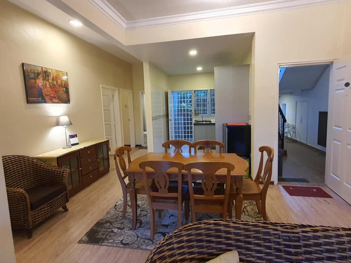 Gerard'S "Backpackers" Roomstay No Children Adults Only Cameron Highlands Exterior photo