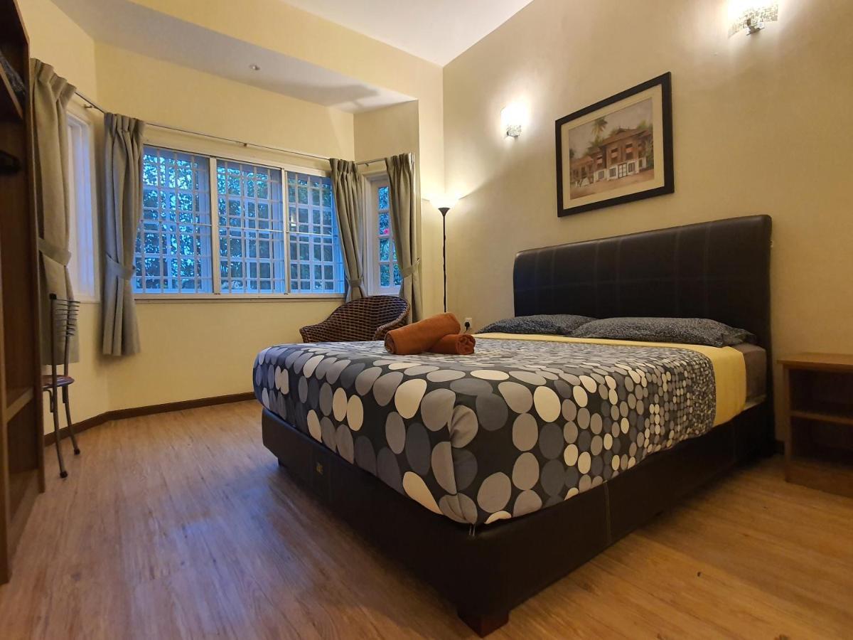 Gerard'S "Backpackers" Roomstay No Children Adults Only Cameron Highlands Exterior photo